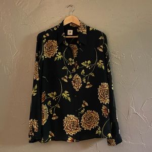 Navy floral Cabi button-down long sleeved blouse